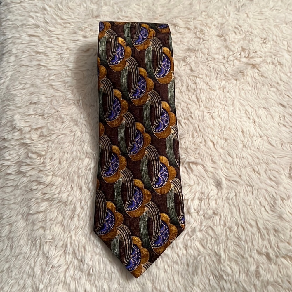 Ermenegildo Zegna. 100%handmade silk tie from Italy.